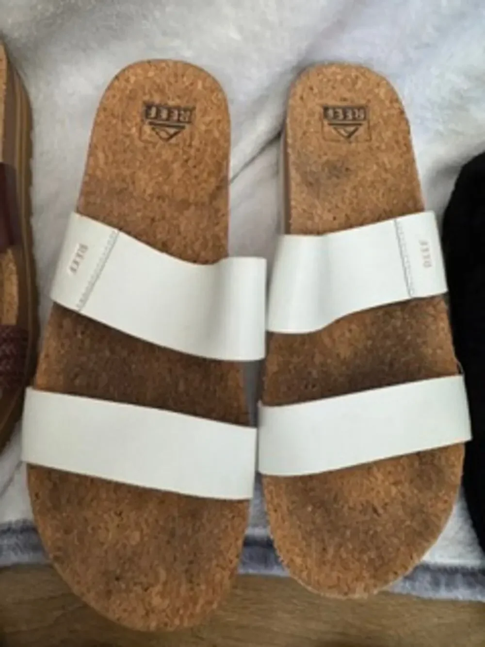 REEF Cushion Vista Hi